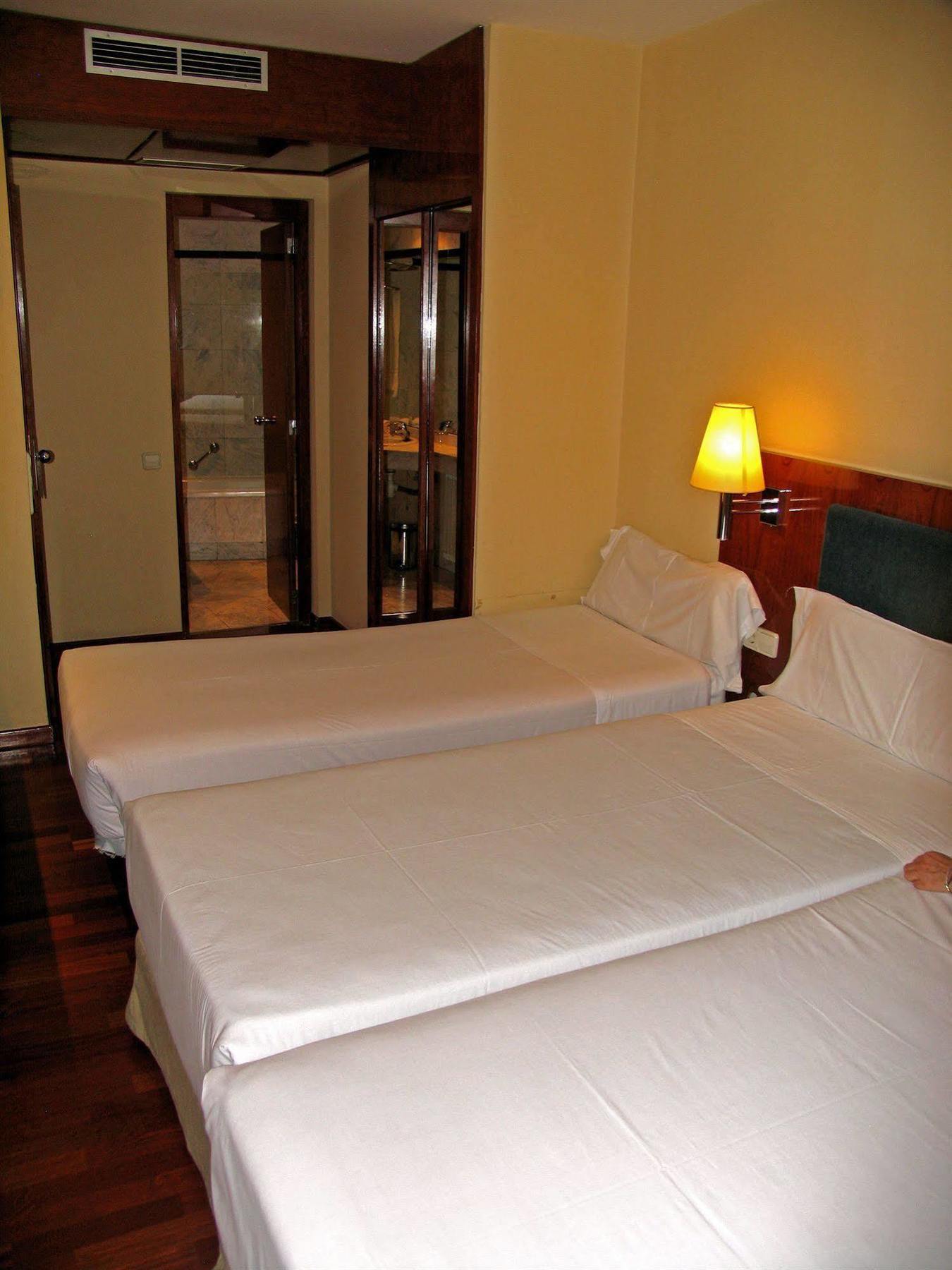 Hotel Pedralbes Barcelona Eksteriør bilde