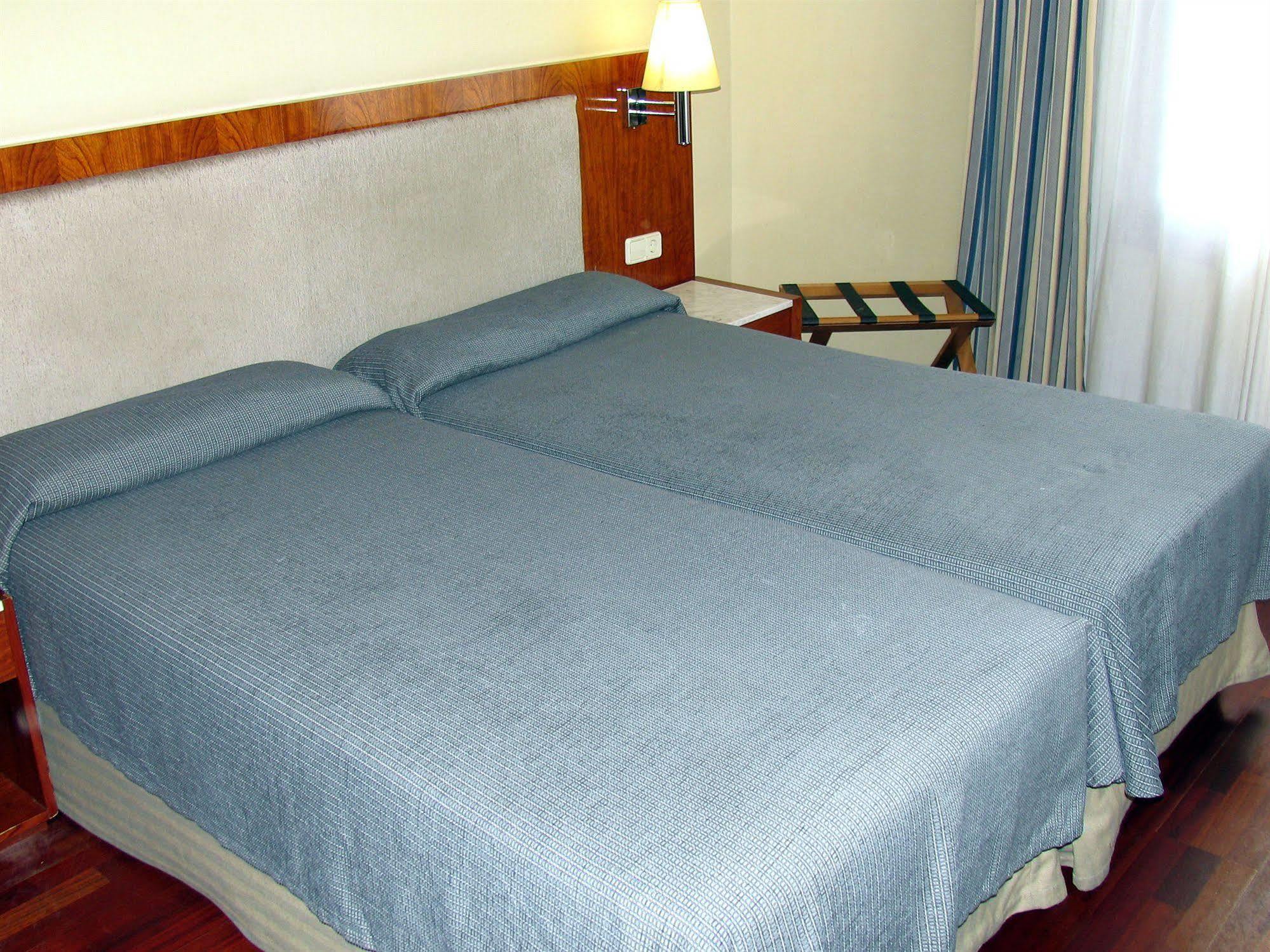 Hotel Pedralbes Barcelona Eksteriør bilde