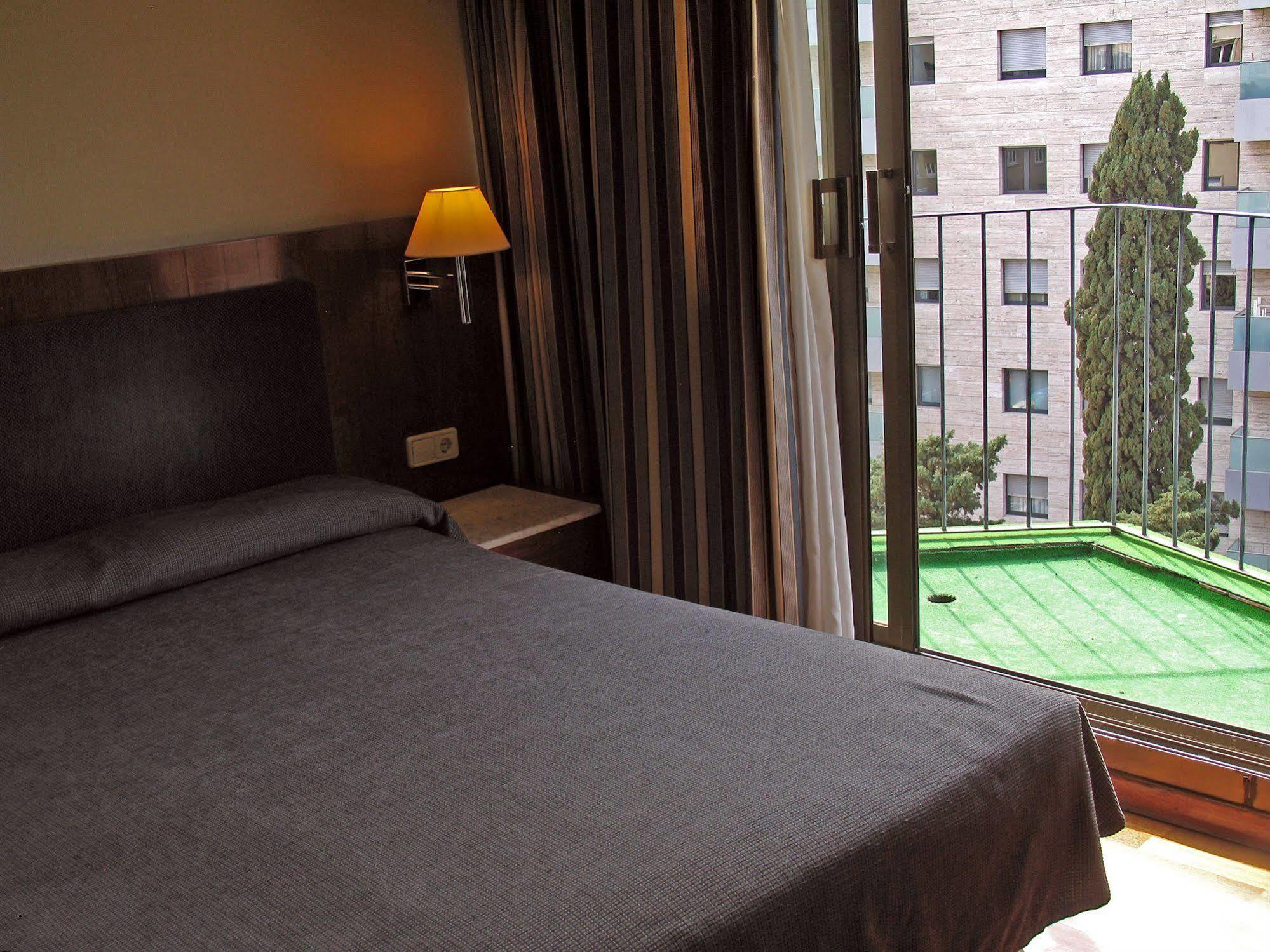 Hotel Pedralbes Barcelona Eksteriør bilde