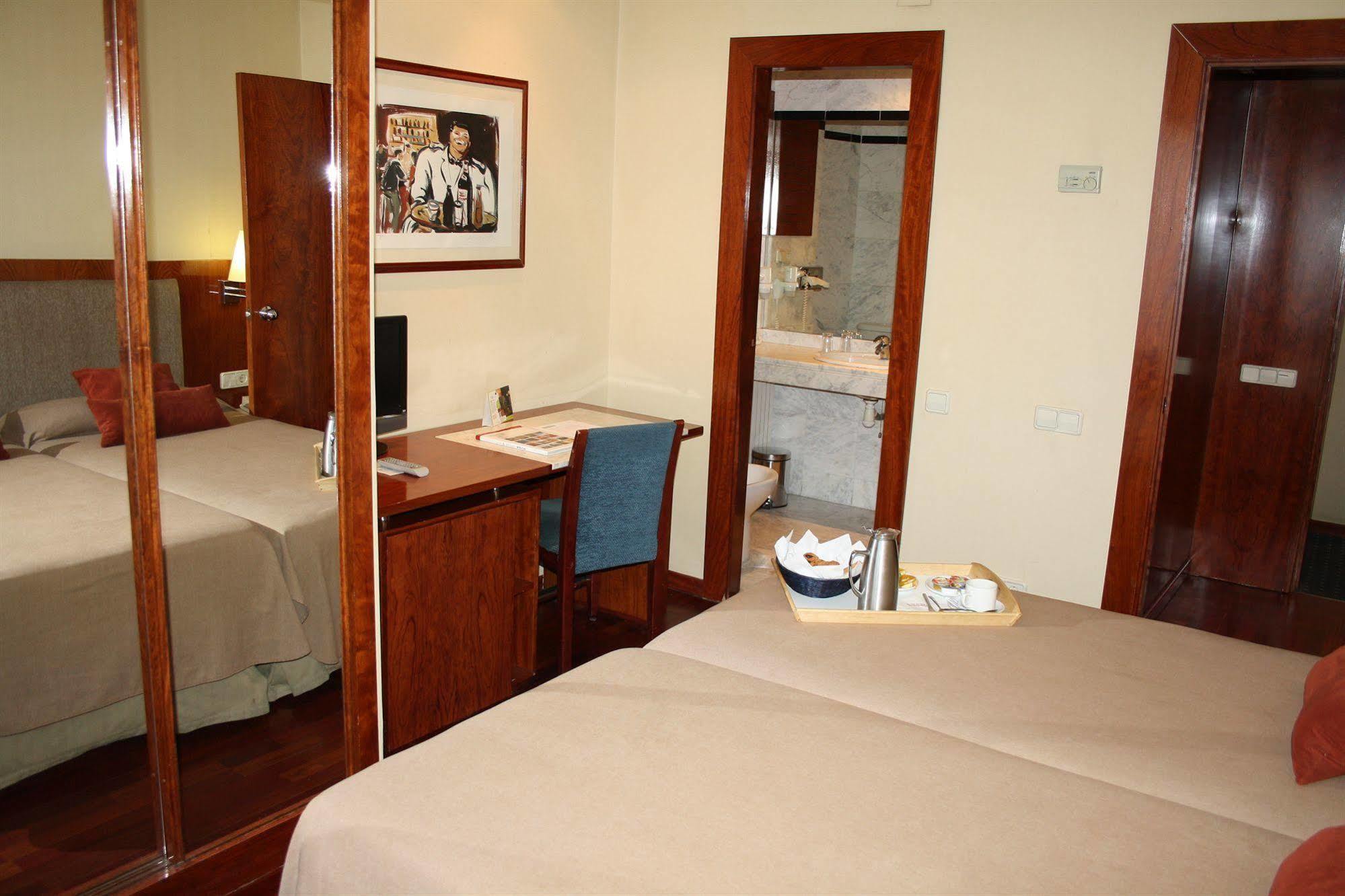 Hotel Pedralbes Barcelona Eksteriør bilde